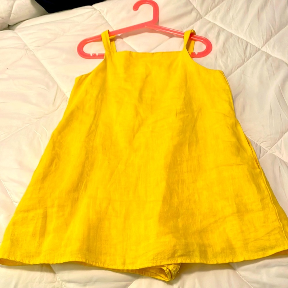 Short dress